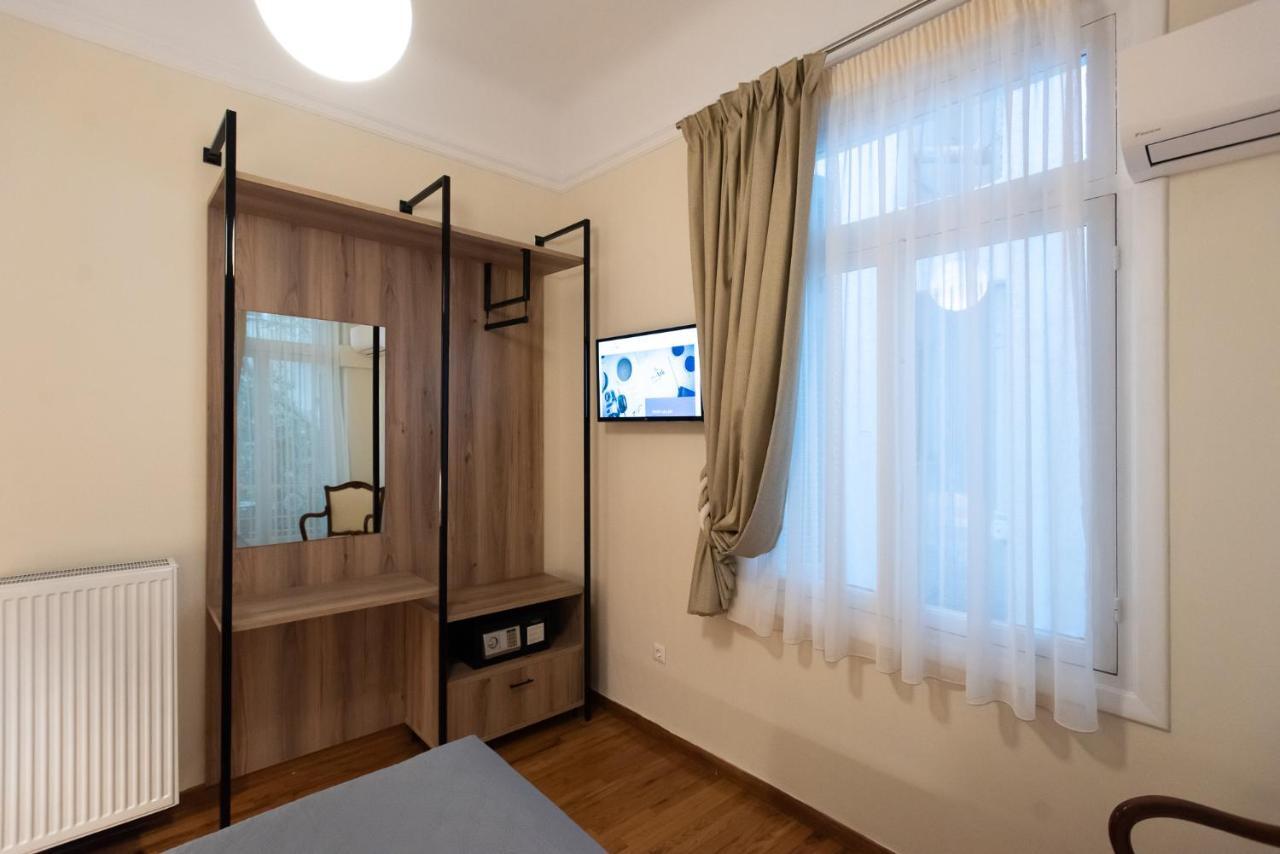Blue Ark Lavish Sauna Suite เอเธนส์ ภายนอก รูปภาพ